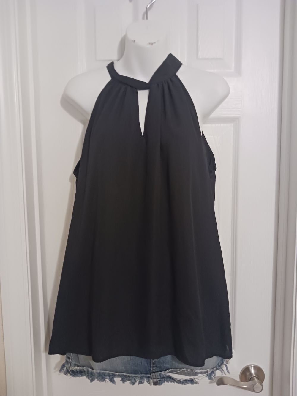 Halter Neck Black Sleeveless Blouse- Lined  Womens Sz Large